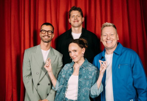 Joko Winterscheidt bekommt es in der neuen Staffel von "Wer stiehlt mir die Show?" mit Carolin Kebekus, Moritz Wagner und Jens "Knossi" Knossalla zu tun.
