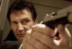 Den Gegner fest im Visier: Liam Neeson räumt auf!