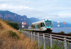 Peloponnes - Schmalspurbahnen zwischen Meer und Olivenhainen
