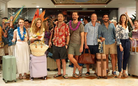 Ein prominentes Ensemble für den "perfekten Urlaub": Für das Sequel zu "Das perfekte Geheimnis" standen (von links) Karoline Herfurth, Diana Amft, Frederick Lau, Florian David Fitz, Wotan Wilke Möhring, Elyas M'Barek und Jessica Schwarz vor der Kamera.