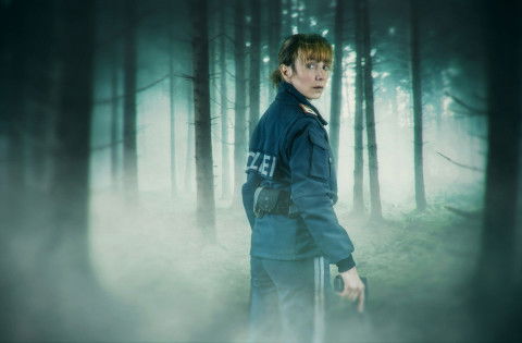 Seit sechs Monaten sucht die Polizistin Pia Kraus (Julia Koschitz) nach ihrer verschwundenen  Nichte Amelie. Gleichzeitig kämpft sie mit einer schweren Erkrankung. 