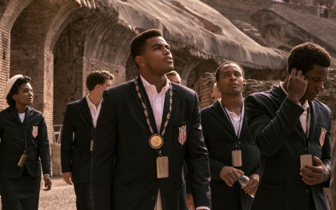 Muhammad Ali ist der größte Boxer aller Zeiten. In der Prime-Video-Serie "The Greatest" schlüpft nun Jaalen Best in dessen Rolle. 